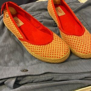 UGG Women's Red and Tan Flats